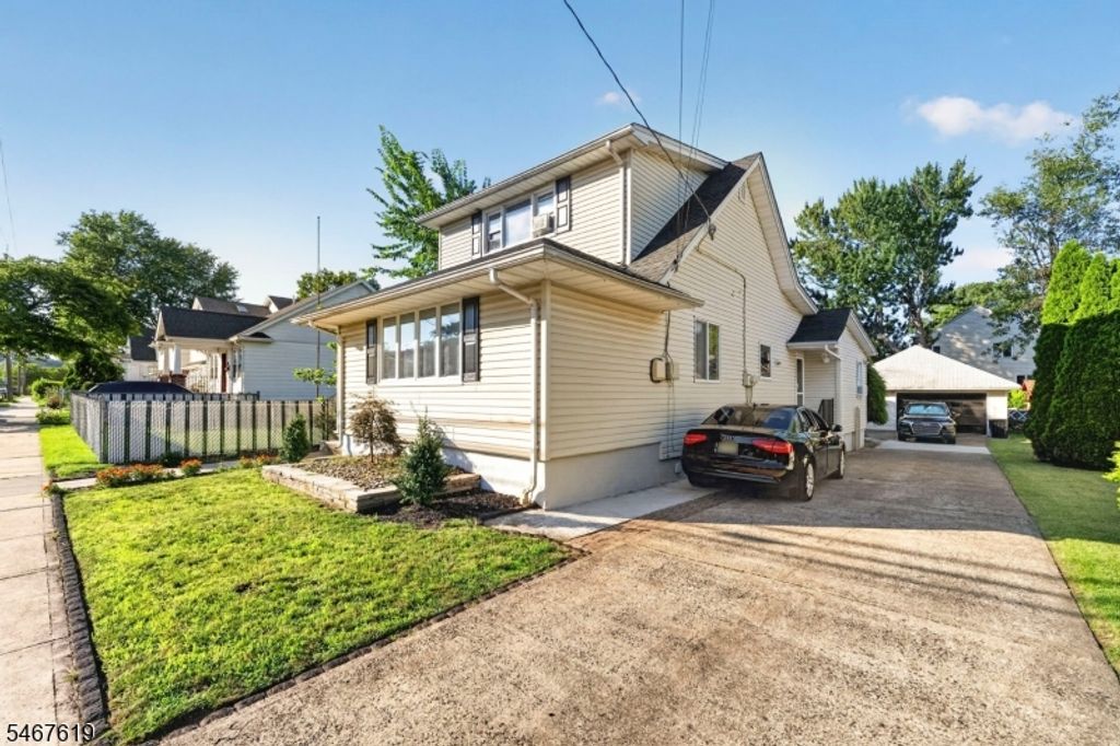 130 Rowland Ave, Clifton City, NJ 07012 — photo 2