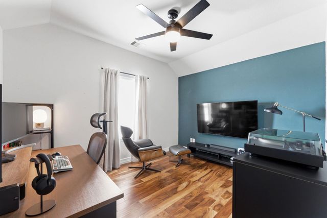 24307 S Newcastle Bay Trail, Spring, TX 77389