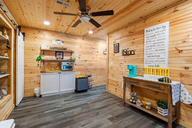 525 Emory Creek Boulevard, Branson, MO 65616