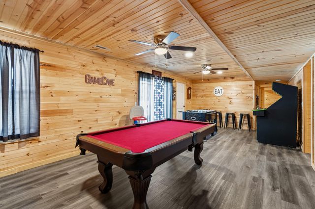 525 Emory Creek Boulevard, Branson, MO 65616