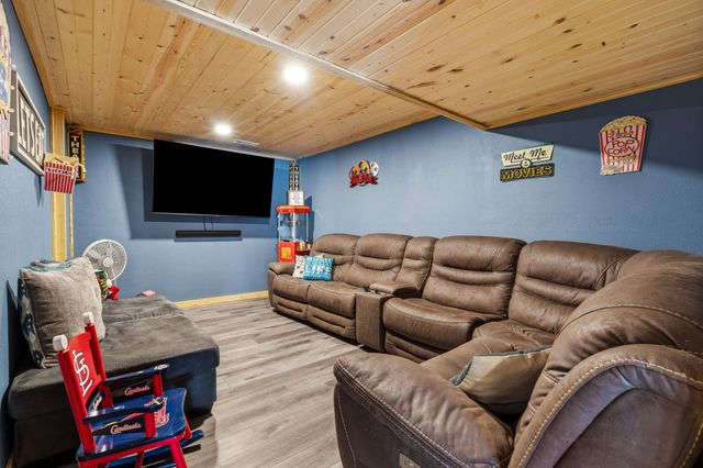 525 Emory Creek Boulevard, Branson, MO 65616