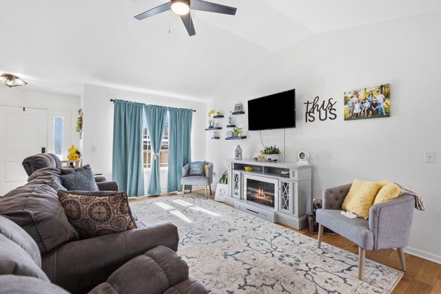 525 Emory Creek Boulevard, Branson, MO 65616