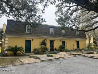 3310 Washington Avenue, 1301, Pascagoula, MS 39581
