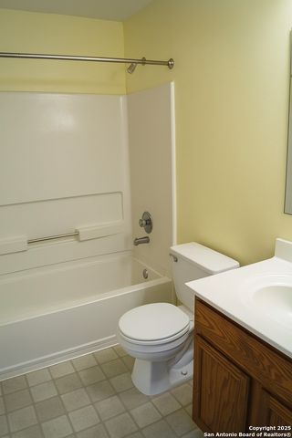 327 Cedron Chase, San Antonio, TX 78253