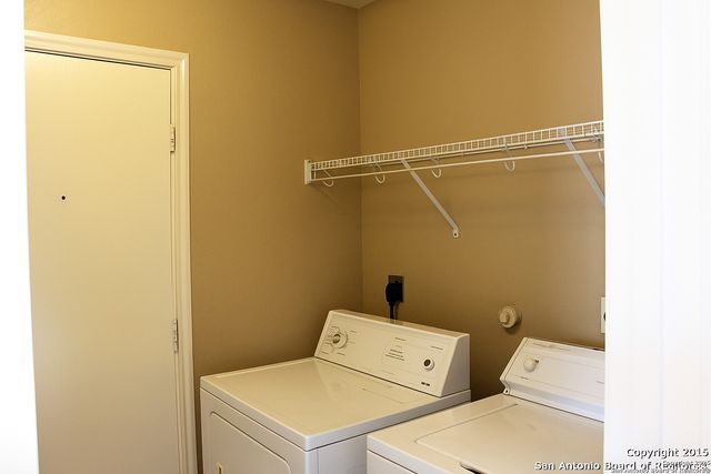 327 Cedron Chase, San Antonio, TX 78253