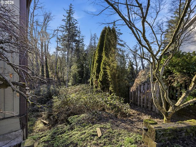 1960 Sw 13TH Ct, Gresham, OR 97080