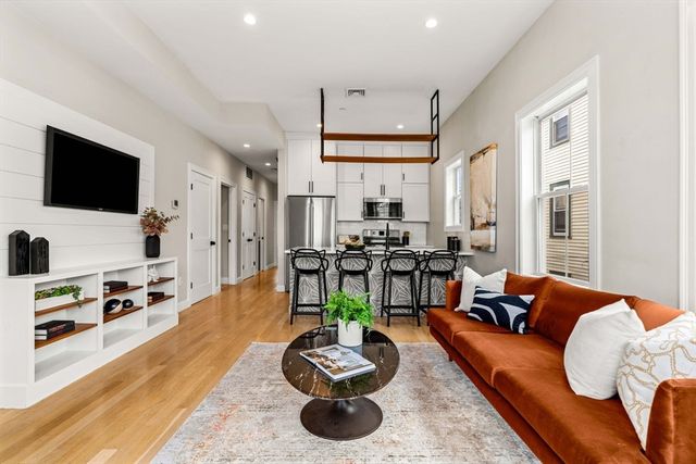 30-32 Wentworth St 2, Boston, MA 02124