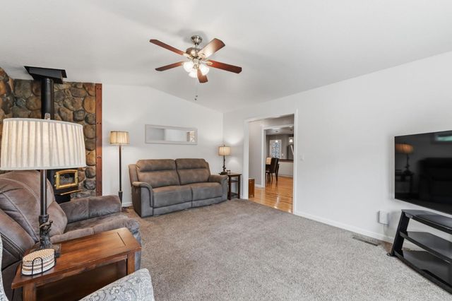 1031 Oak Avenue, Moss Beach, CA 94038