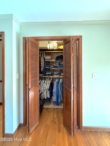 1591 Pat'S Road, Pantego, NC 27860