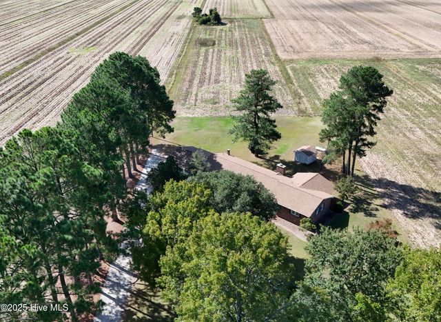 1591 Pat'S Road, Pantego, NC 27860