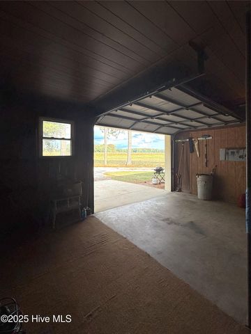 1591 Pat'S Road, Pantego, NC 27860