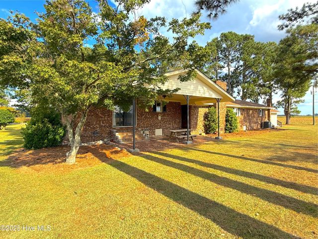 1591 Pat'S Road, Pantego, NC 27860