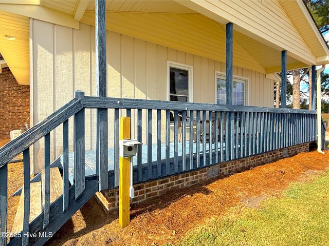 1591 Pat'S Road, Pantego, NC 27860