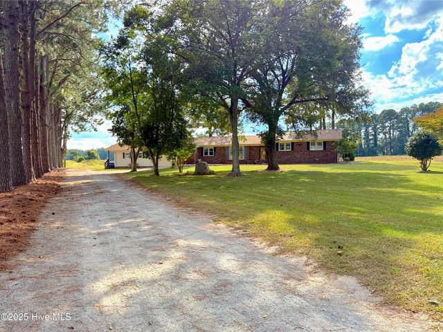 1591 Pat'S Road, Pantego, NC 27860