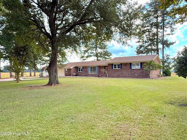 1591 Pat'S Road, Pantego, NC 27860