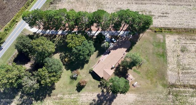 1591 Pat'S Road, Pantego, NC 27860