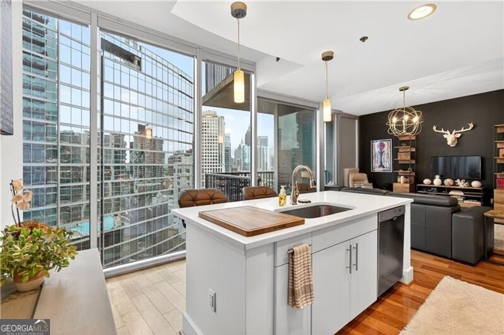 1080 Peachtree Street NE 1507, Atlanta, GA 30309
