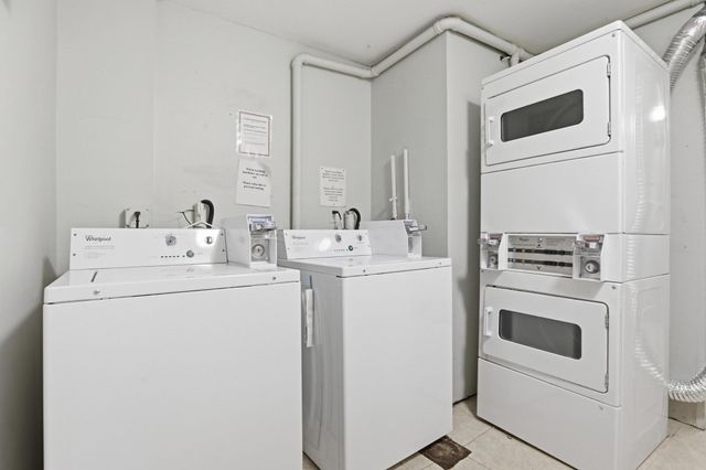 491 W Central St D2, Franklin, MA 02038