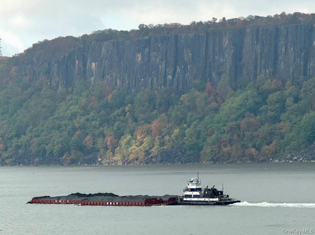 31 Maple Avenue 2A, Hastings-on-hudson, NY 10706