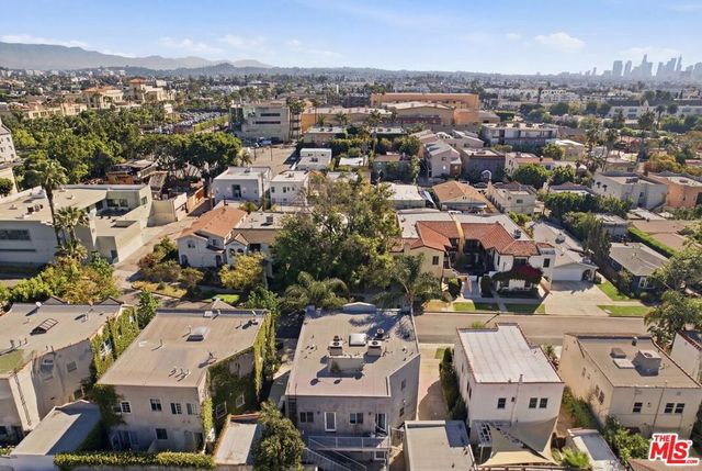 635 N Windsor Boulevard, Los Angeles, CA 90004