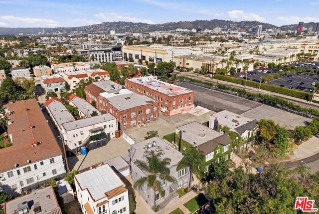 635 N Windsor Boulevard, Los Angeles, CA 90004