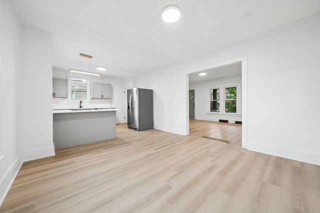 95 N Roys Avenue, Columbus, OH 43204