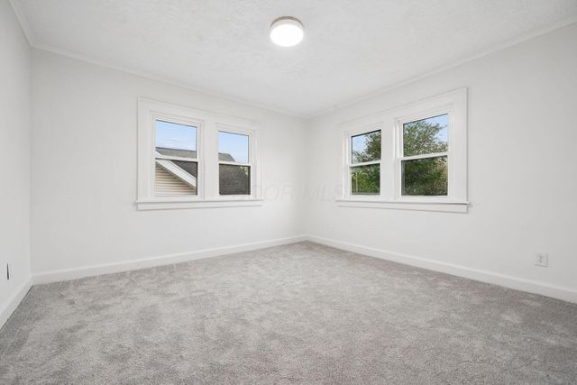 95 N Roys Avenue, Columbus, OH 43204
