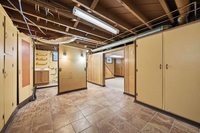 95 N Roys Avenue, Columbus, OH 43204