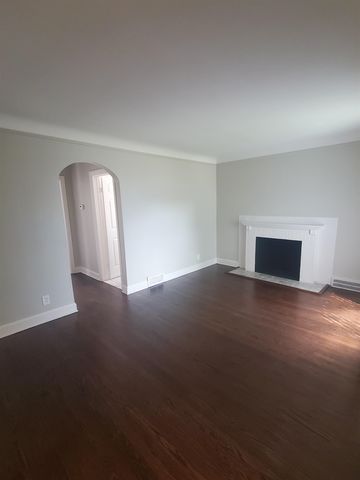 15687 Ash Avenue, Eastpointe, MI 48021