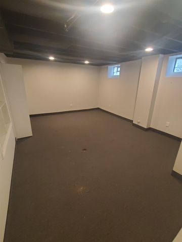 15687 Ash Avenue, Eastpointe, MI 48021