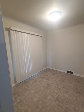 15687 Ash Avenue, Eastpointe, MI 48021