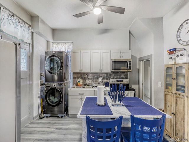 2949 N Columbine St, Denver, CO 80205