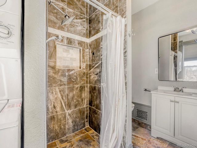 2949 N Columbine St, Denver, CO 80205