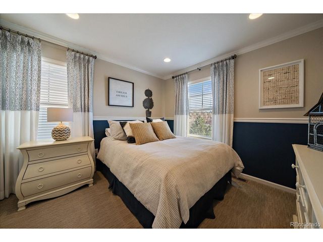 7045 S Robertsdale Way, Aurora, CO 80016