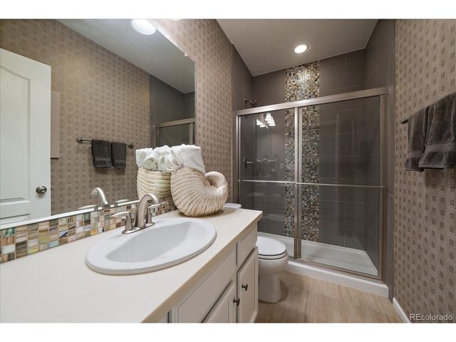 7045 S Robertsdale Way, Aurora, CO 80016