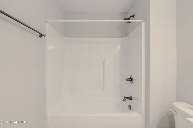 159 Silver Maple St, Lenoir City, TN 37771