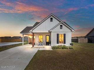 121 Cranston Court, Lafayette, LA 70507
