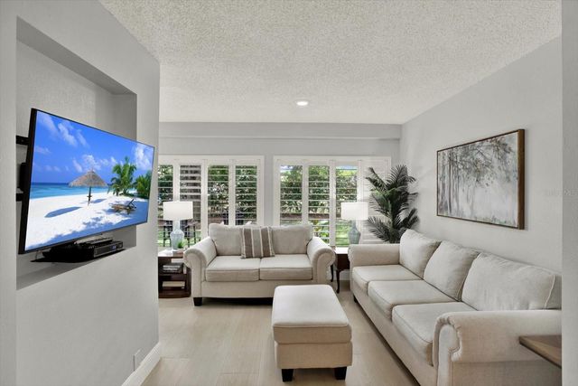 3090 LANDMARK BOULEVARD 1904, Palm Harbor, FL 34684