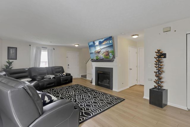 4640 Grandover Drive, Columbus, OH 43207