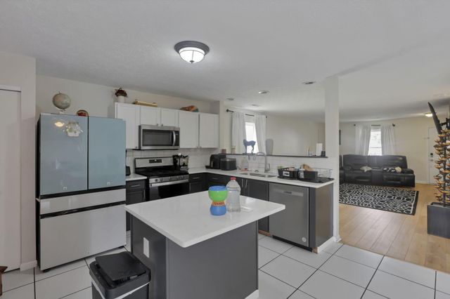 4640 Grandover Drive, Columbus, OH 43207