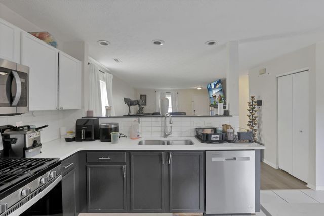 4640 Grandover Drive, Columbus, OH 43207