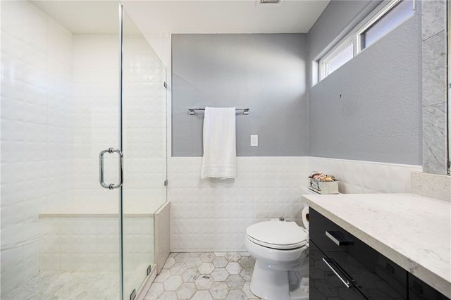 1 W Bar Le Doc Dr, Corpus Christi, TX 78414