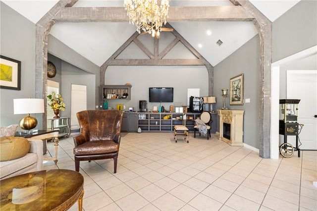 1 W Bar Le Doc Dr, Corpus Christi, TX 78414