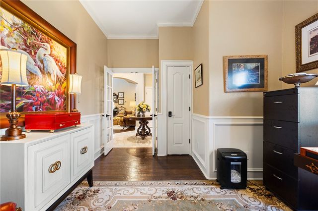 1 W Bar Le Doc Dr, Corpus Christi, TX 78414