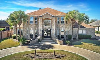 1 W Bar Le Doc Dr, Corpus Christi, TX 78414