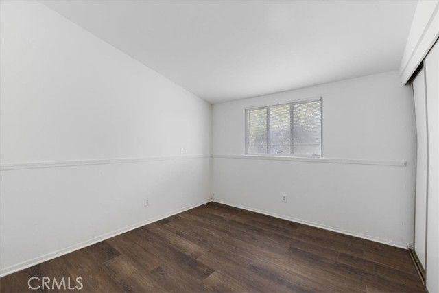 20447 Oxnard Street, Woodland Hills (los Angeles), CA 91367