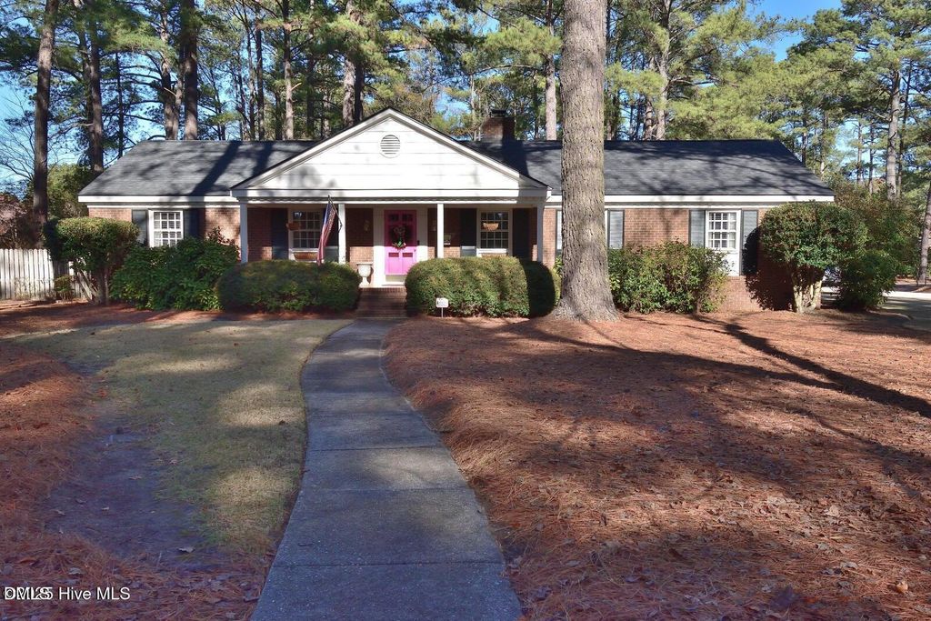 3216 Woodlawn Road, Rocky Mount, NC 27804