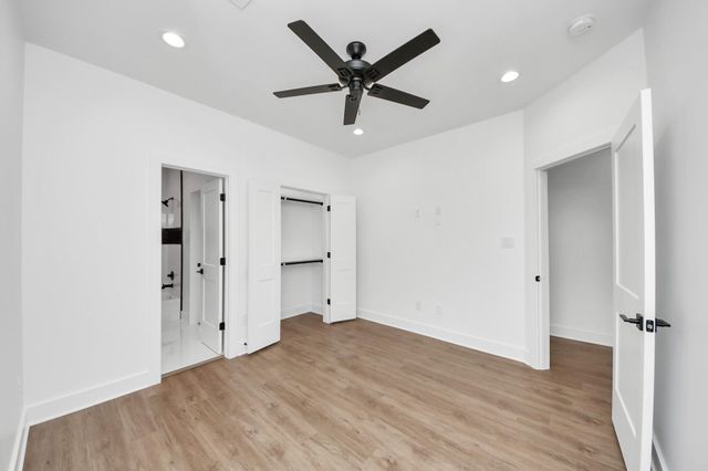 5029 Broom Street A, Houston, TX 77091