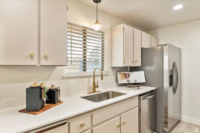 3355 W MEADOWBROOK DR, Salt Lake City, UT 84119