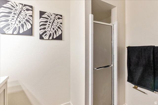 3355 W MEADOWBROOK DR, Salt Lake City, UT 84119